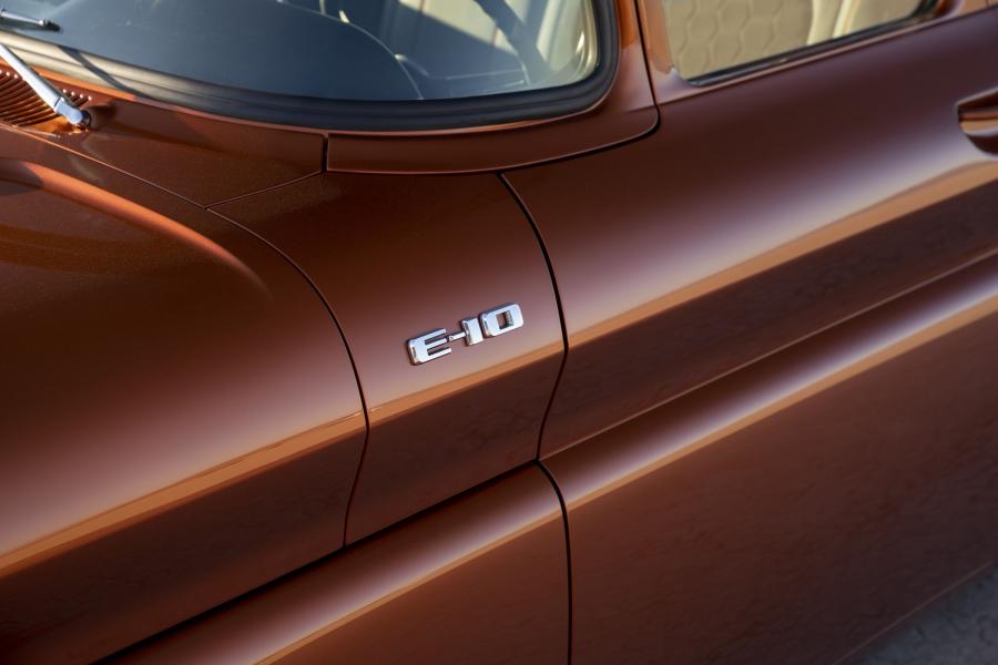 Детали экстерьера Chevrolet E-10 Concept 2019 года  (фото 4 из 7)
